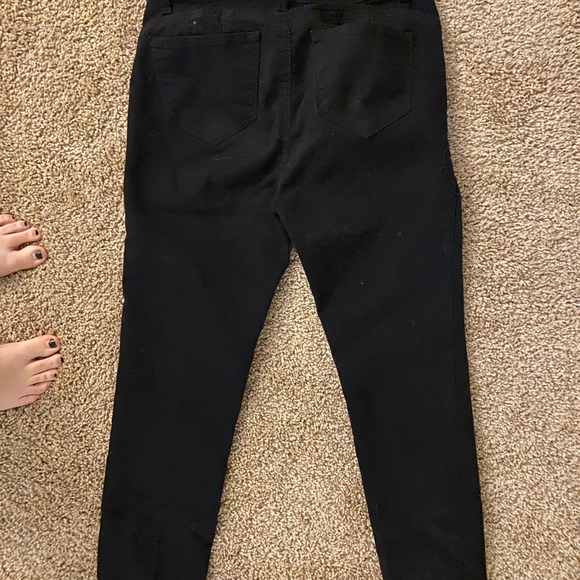 Black skinny jeans - Picture 3 of 6